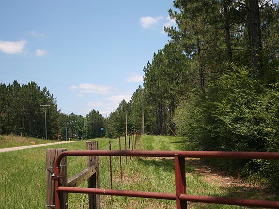 Over 800 ft frontage