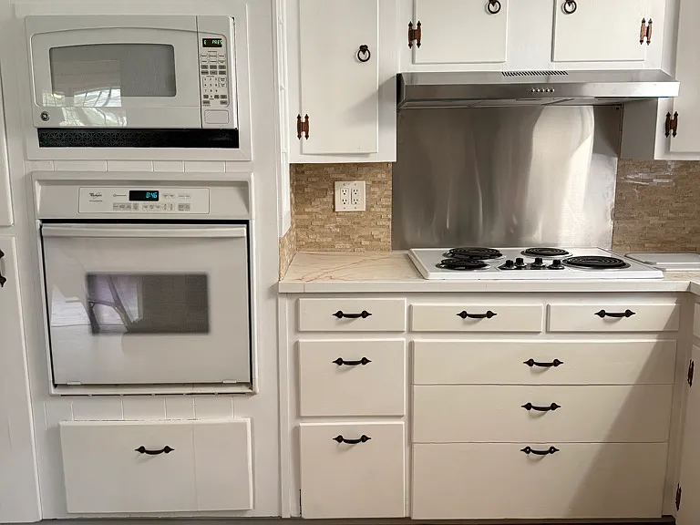 3408 Barrett Pl — Photo 2