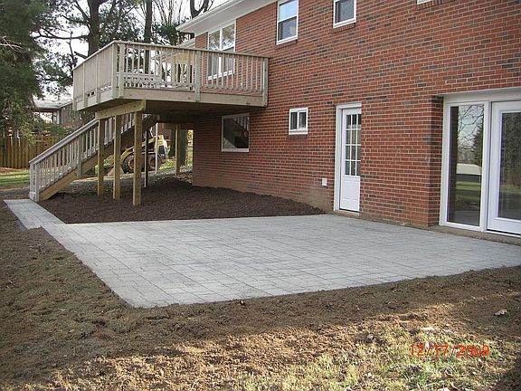 Back Patio & sun deck
