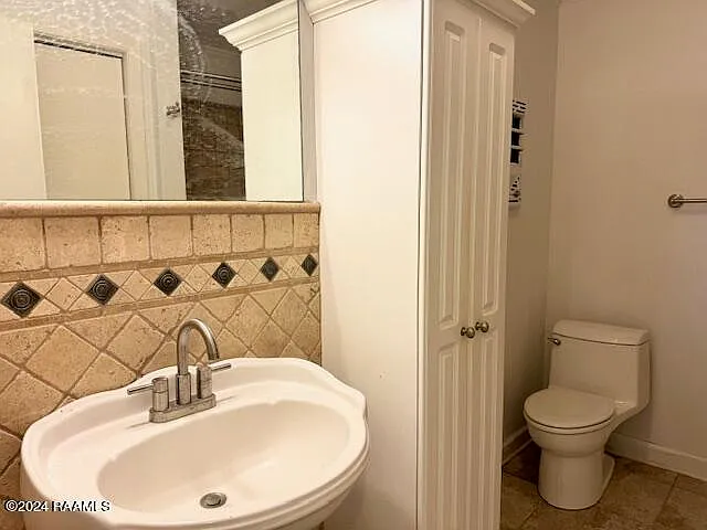 108 Notre Dame Dr — Photo 9