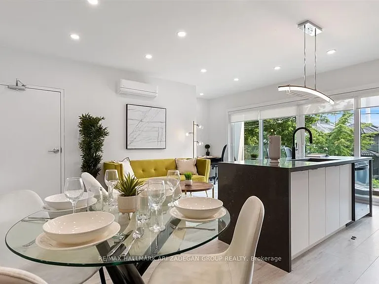 16 Minto St #2 — Photo 8