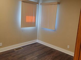 204 S Randolph St, Weeping Water, NE 68463
