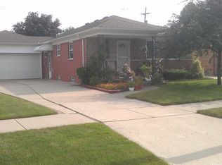 11096 Irvington Dr, Warren, MI