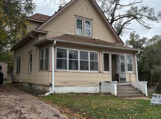 4111 Wirt St, Omaha, NE 68111