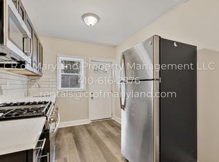912 Ashburton St, Baltimore, MD 21216