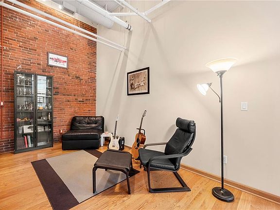 5th image of 635 W Lakeside Ave APT 405