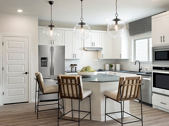 Kitchen with Large Eat-In Island