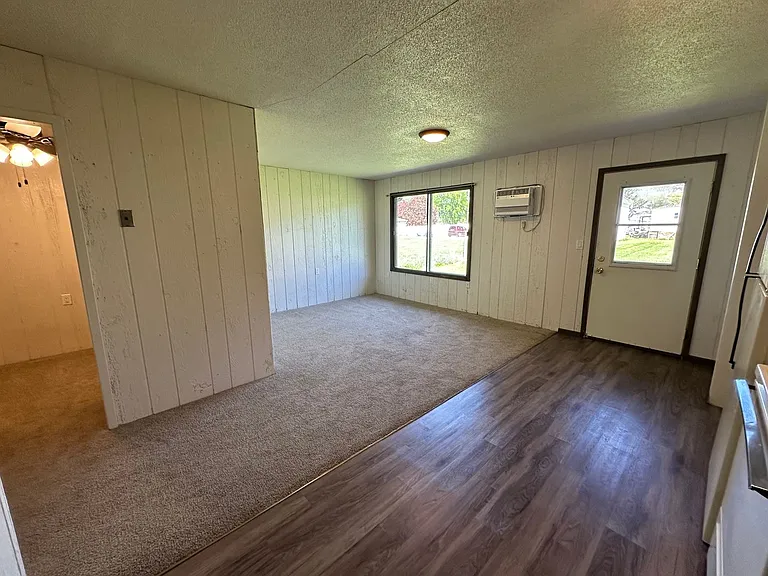 Sheldon 40-Unit (Northpark Apartments) — Photo 7