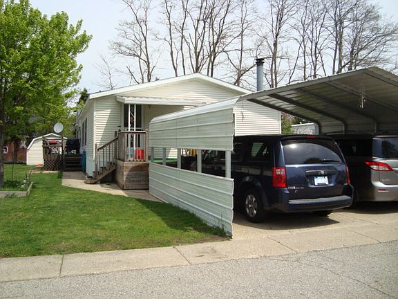 2nd image of 443 N Amber Dr SE
