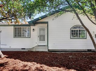 180 Lake St E #D, Hagerman, ID 83332