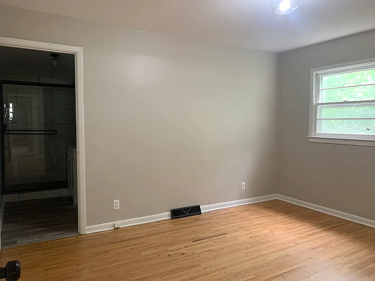 2020 W Columbine Ln — Photo 2