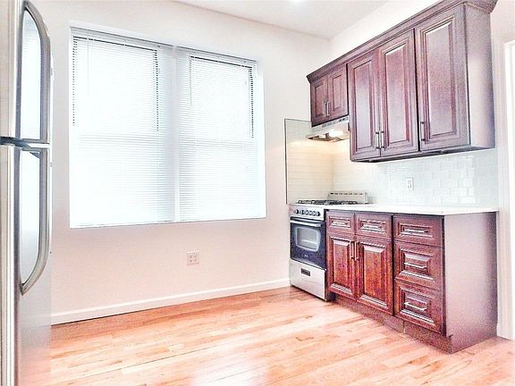 3rd image of 31-60 31st St #2B