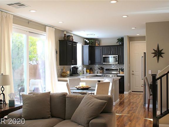 5th image of 2430 Granada Bluff Ct