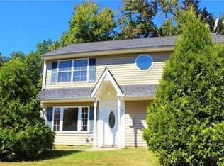 49 Caldwell Rd, Edison, NJ 08817