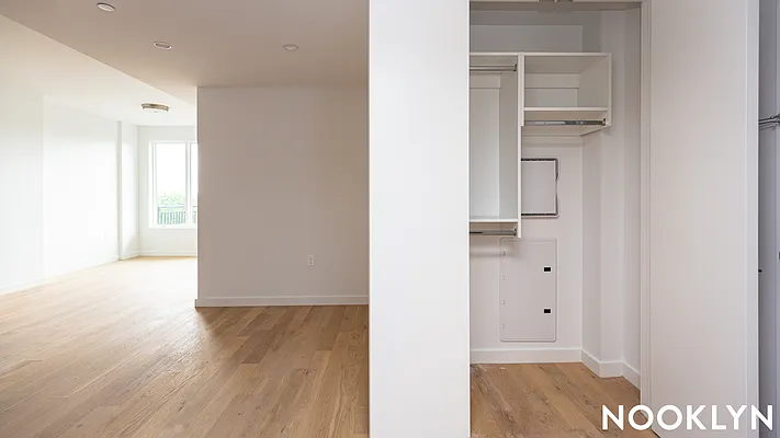 Rented by Nooklyn NYC LLC | media 25