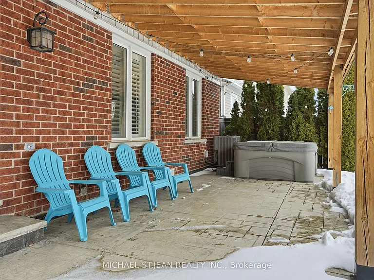 63 Fowler Dr — Photo 47