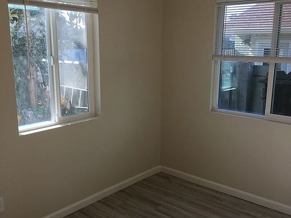 3rd image of 1343 Mingo Ave #A