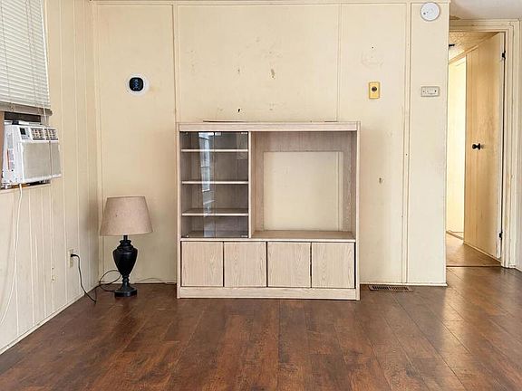 5th image of 18801 Roberts Rd #52