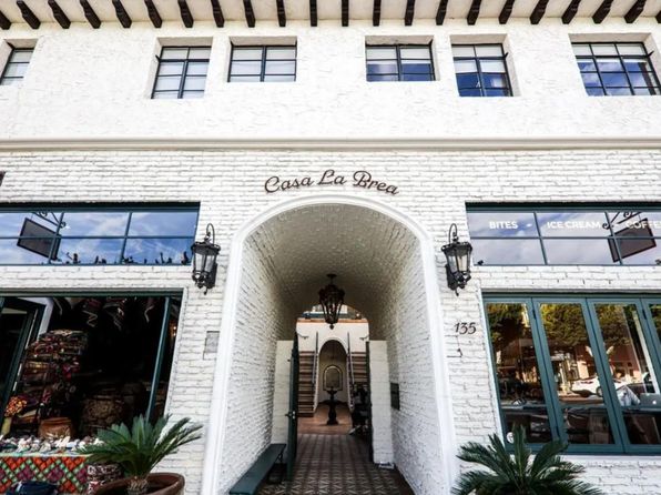 135 S La Brea Ave APT 6