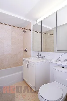 Rented by RELO REDAC INC. | media 34
