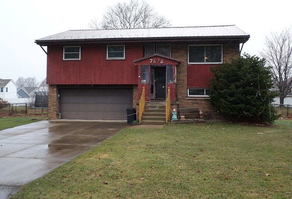 1st image of 7676 Fairlane Dr