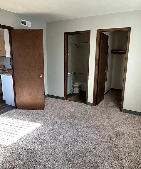 1704 Jamestown Rd #9 — Photo 8