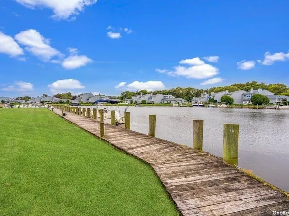 176 Fairharbor Drive #176, Patchogue, NY 11772