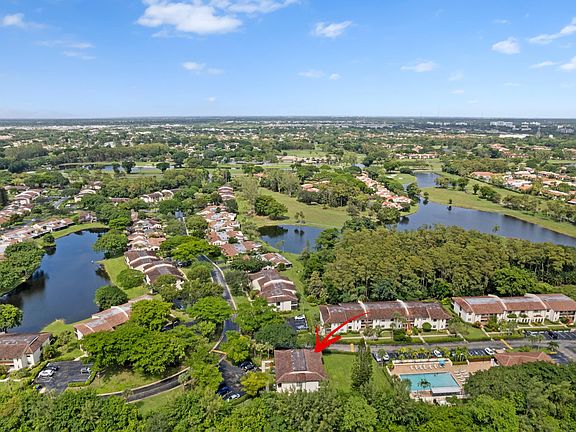 2nd image of 21734 Arriba Real #32b