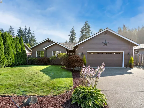 2125 Timberline Dr, Coos Bay, OR 97420