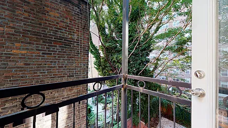 Rented by Bond New York