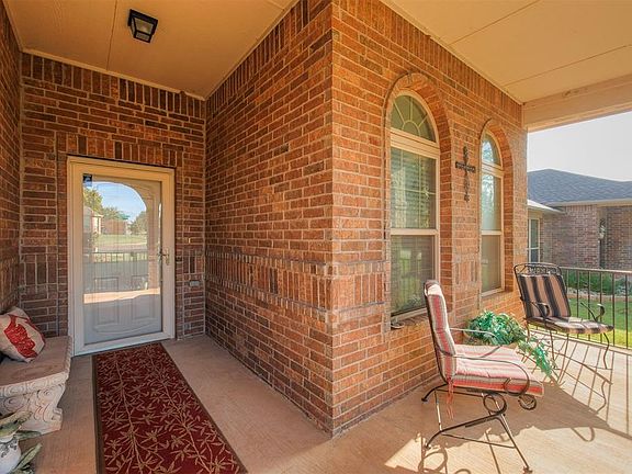5th image of 6705 NW 125th Ct