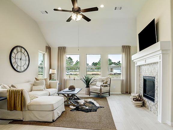 High ceilings at great room