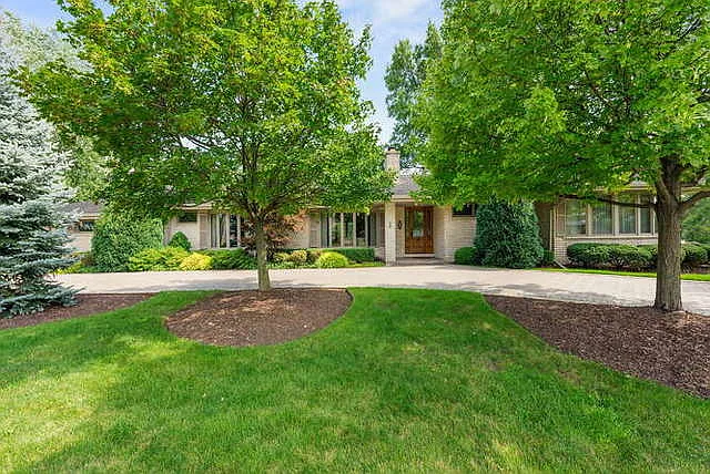 9 Lochinvar Ln photo 1