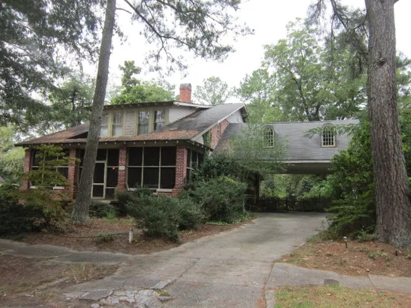 212 Church St, Enfield, NC 27823