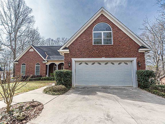 4th image of 218 Old Plantation Trl NW