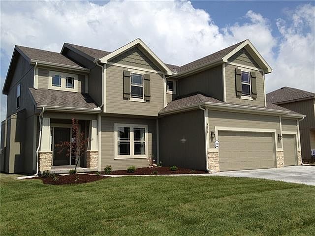 1st image of 2031 Farmfield Ln