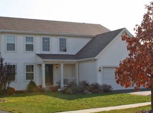 659 Portsmouth Dr, Hampshire, IL 60140