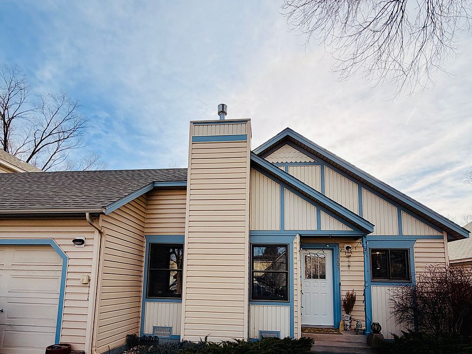 1st image of 1005 Crown Dr