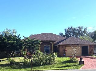 882 Palo Alto Street SE, Palm Bay, FL 32909