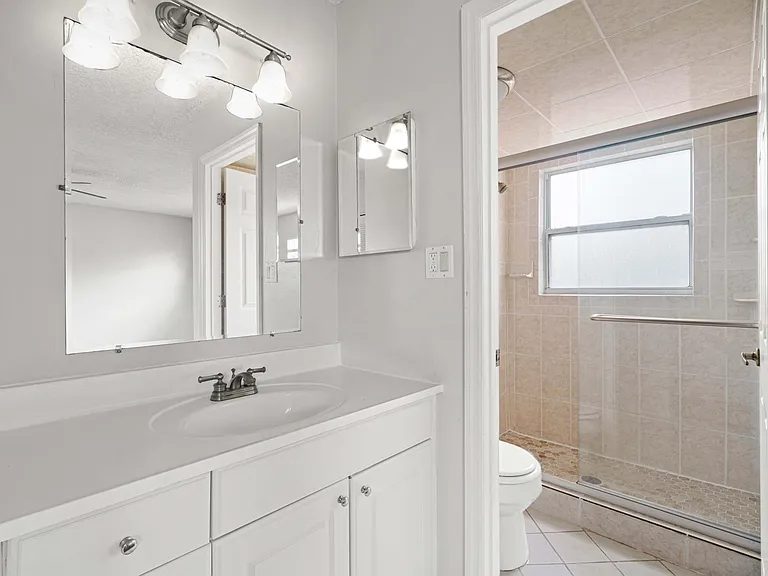 3135 Shady Dell Ln #218 — Photo 9