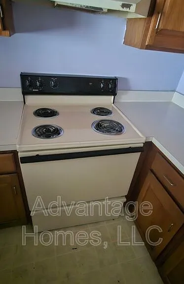 8793 W 106th Ter — Photo 8