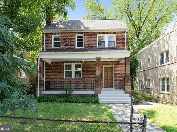 3910 Yuma St NW, Washington, DC 20016