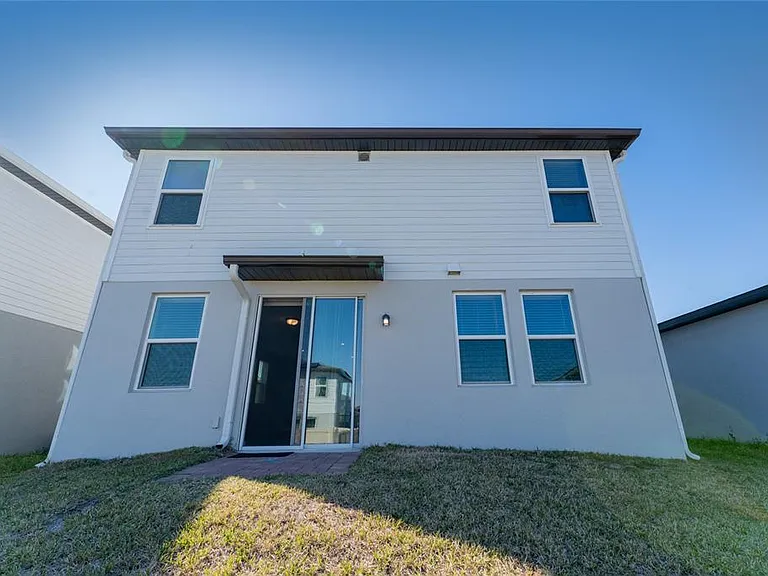 3085 Bella Vista Dr — Photo 2