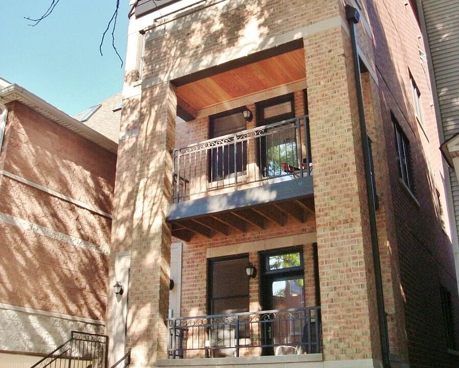 1st image of 2847 N Southport Ave #3P