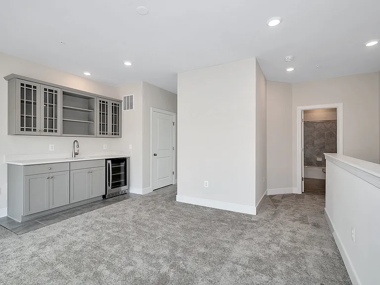 32 Bleeker Pl — Photo 37