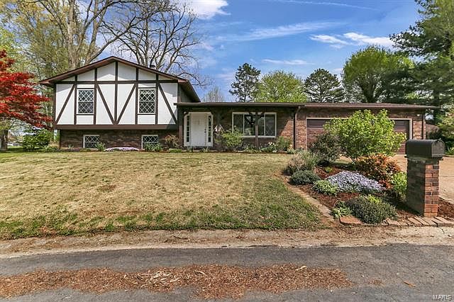 1st image of 56 Duke Dr