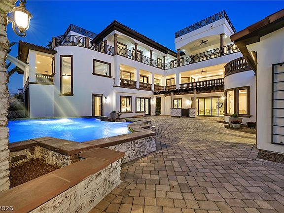 4th image of 8 Rue Mediterra Dr