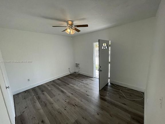 5th image of 1780 NE 146th St #A