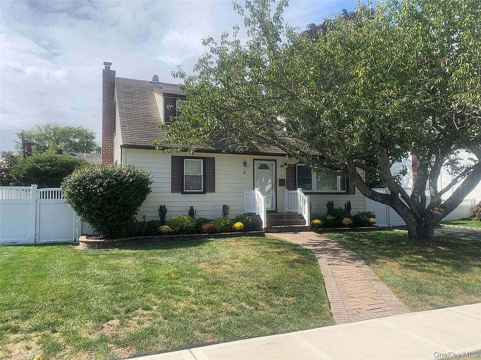 1st image of 18 Hitchcock Lane