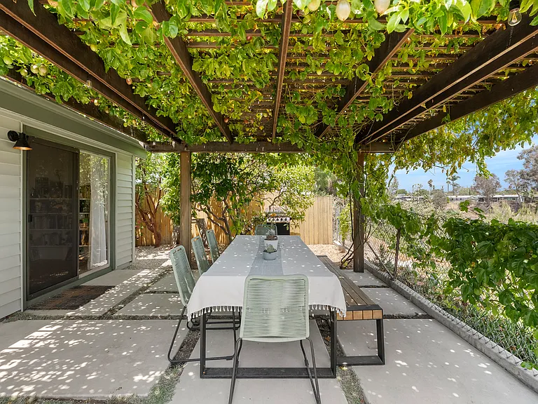 2771 Marathon Dr — Photo 47
